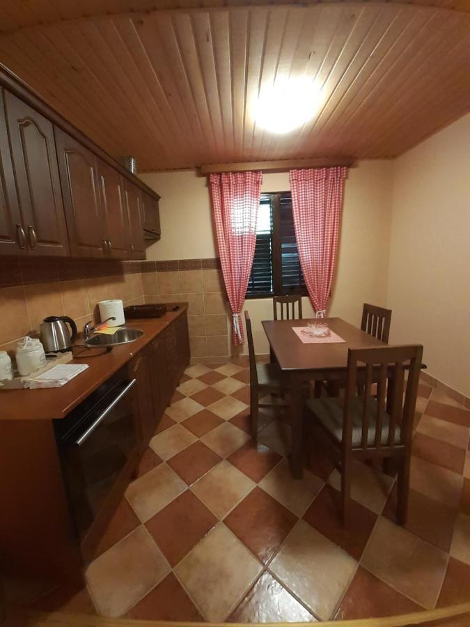 Apartman Damjanovic Cetinje Exterior foto